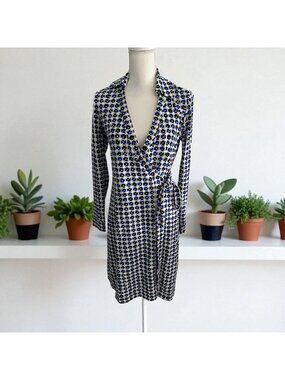 DIANE VON FURSTENBERG DVF Printed Collared Wrap Dress Size 6